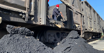 Many safety hazards and high labor costs